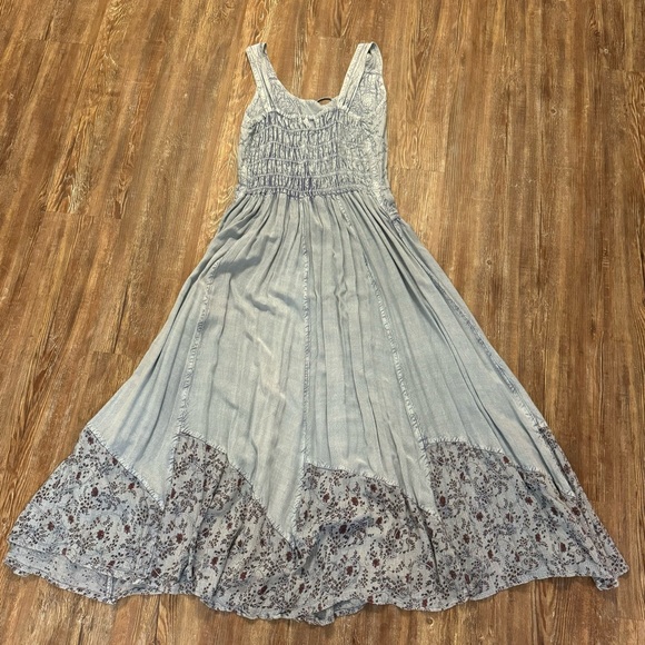 NWOT Italian blue long dress with gorgeous bodice details - Picture 8 of 9